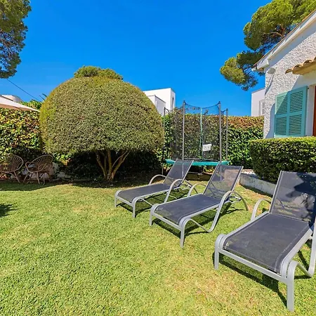 Mir Ruth By Sealand *