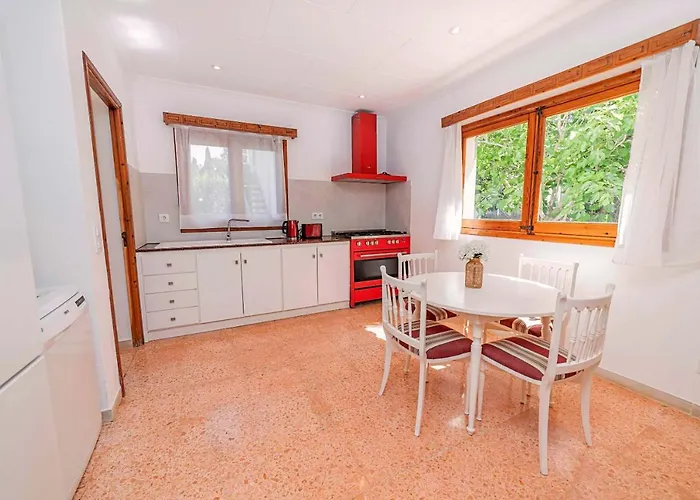 Mir Ruth By Sealand Villa *